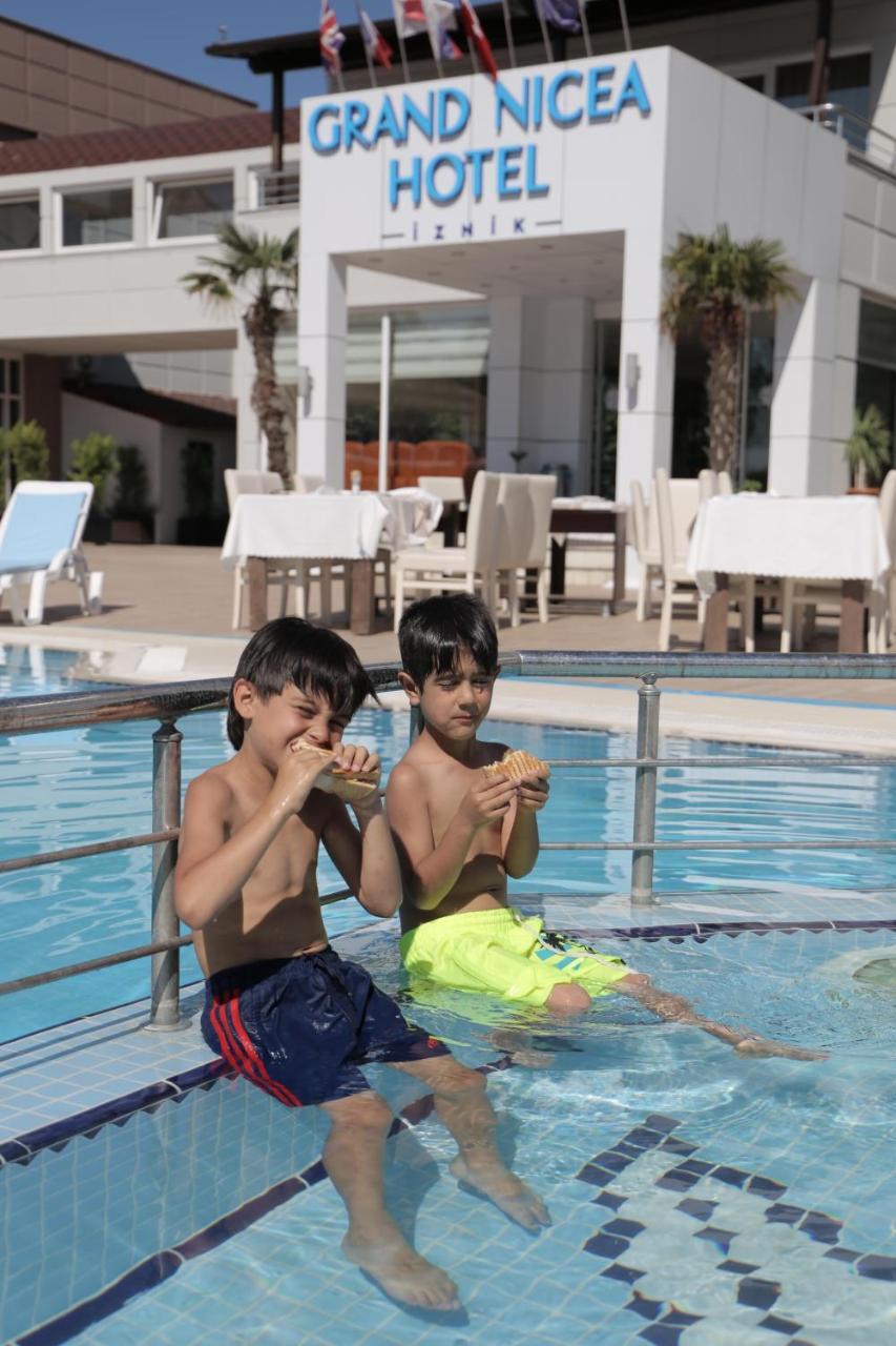 Grand Nicea Hotel Iznik ภายนอก รูปภาพ