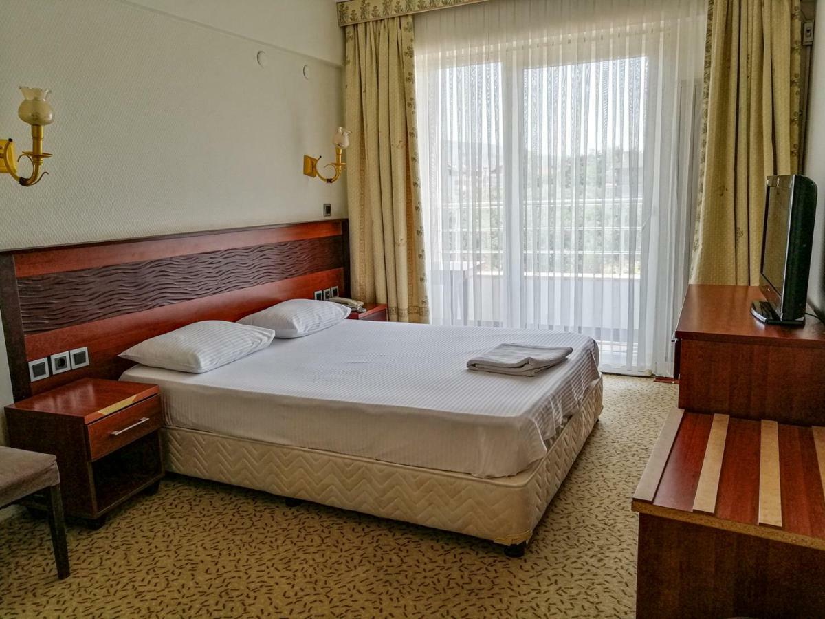 Grand Nicea Hotel Iznik ภายนอก รูปภาพ