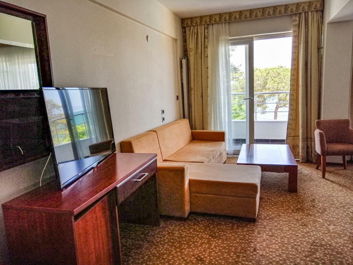 Grand Nicea Hotel Iznik ภายนอก รูปภาพ